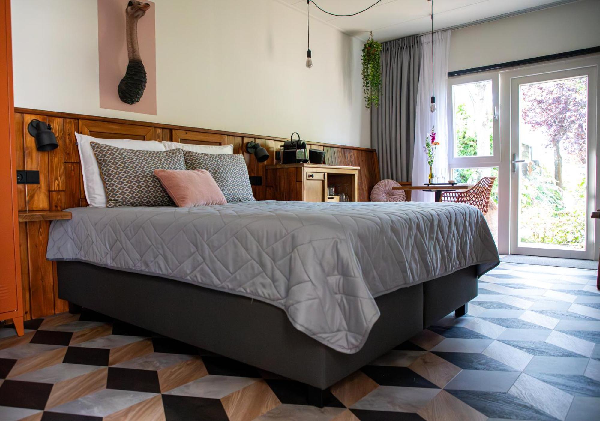B&B Joli Met Prive Wellness Wemeldinge Exterior foto